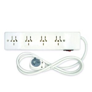 Zapatilla 4 Bocas Multinorma Cable x 5M Con Interruptor